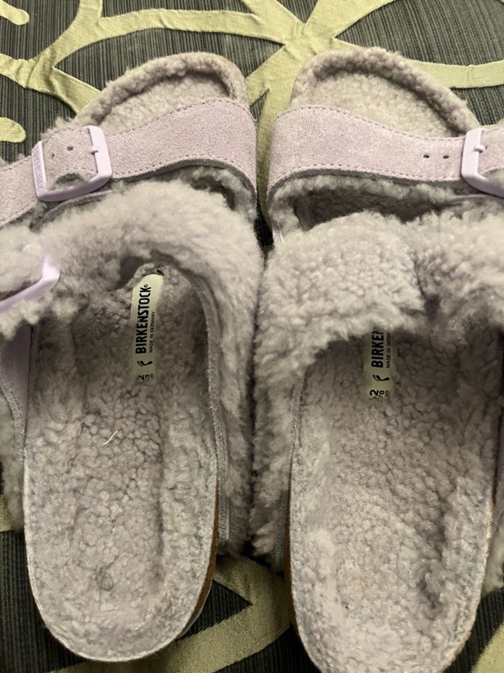 Birkenstock Women's Shearling Mayari Clog Sandals - Light Lavender NWOT